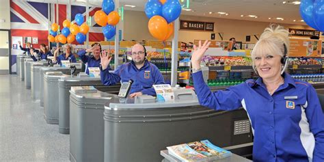 85 per hour for CashierSales to 26. . Aldi pay rate